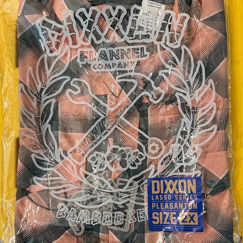 DIXXON size 2XL Lasso Series Flannel - Pink and Black N W T
